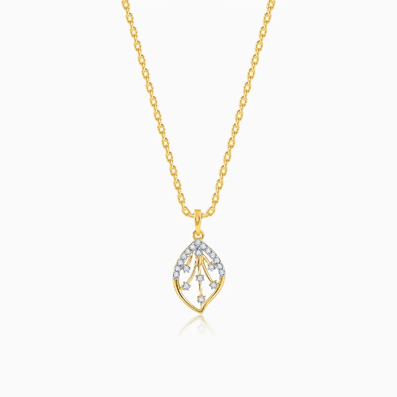 Best necklaces and pendants with oval pendants for a classic, elegant shape-Gold Sublime Diamond Pendant