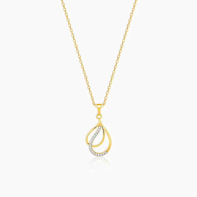 Best necklaces and pendants with oval pendants for a classic, elegant shape-Gold Ethereal Elegance Diamond Pendant