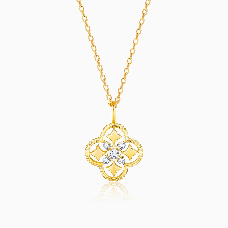 Best necklaces and pendants with crystal accents for a sparkling and elegant style-Gold Mystique Bloom Diamond Pendant