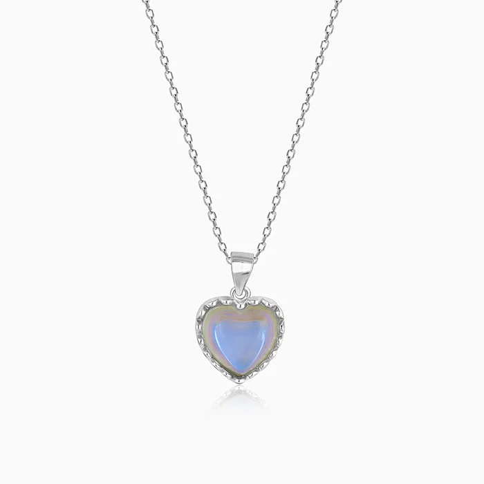 Best necklaces and pendants with glowing moonstone for an ethereal glow-Silver Mystic Heart Pendant