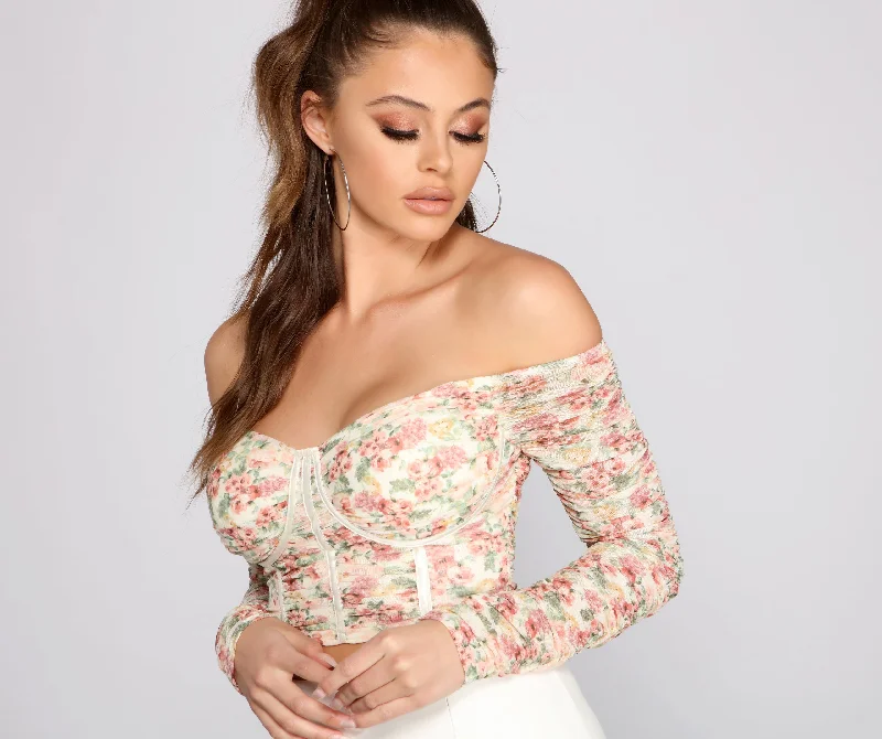 Boxy crop top for women with square cut and casual vibe-A Ruched Romance Floral Crop Top