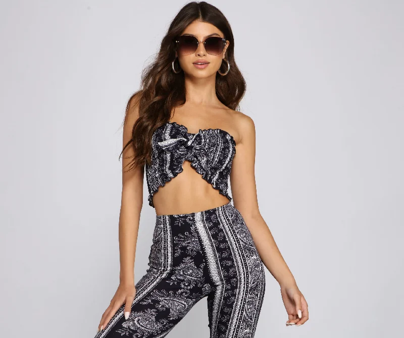 Cropped zip-up hoodie for women with casual look and easy wear-Good Vibes Paisley Crop Top