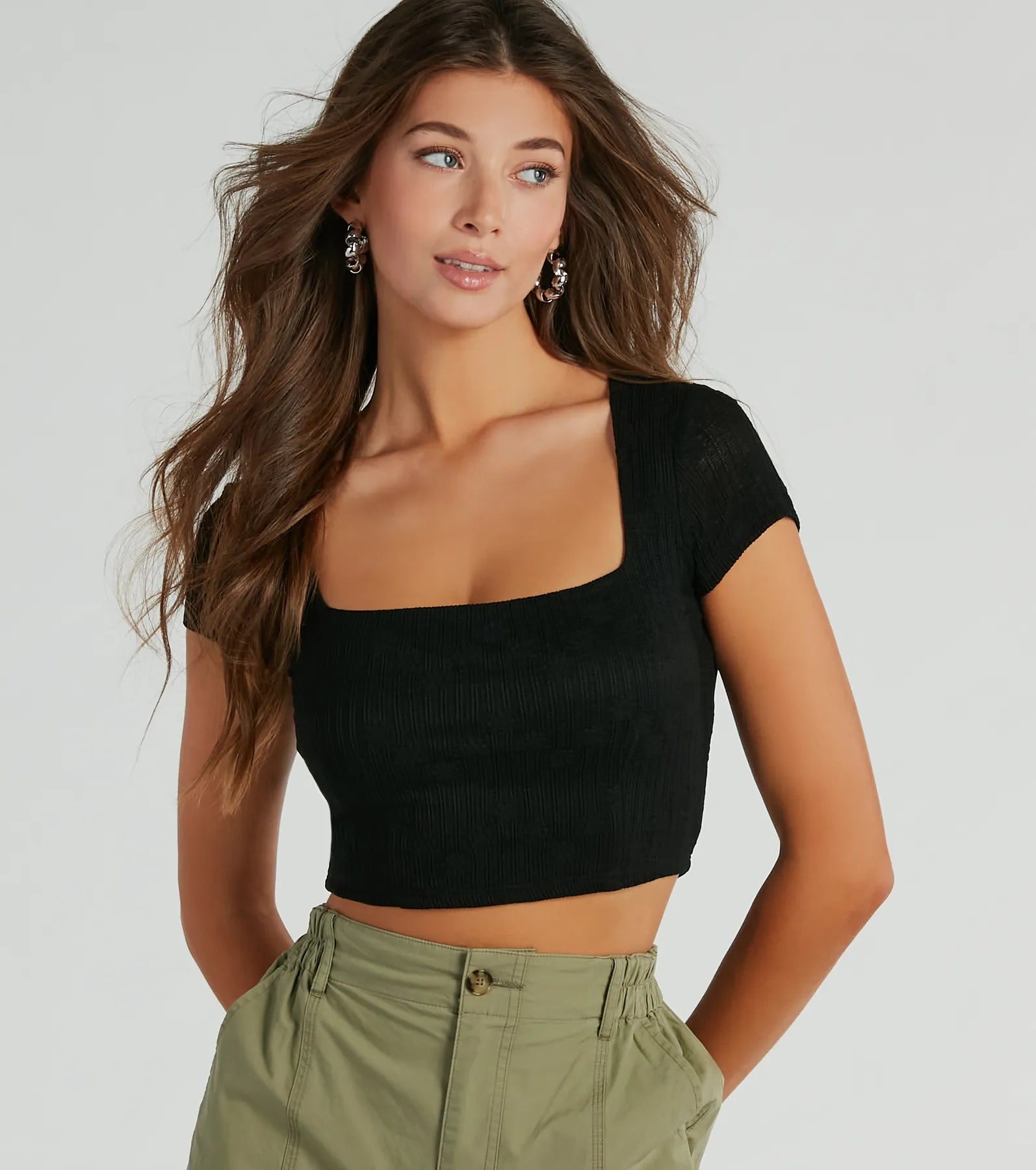 Fitted long sleeve crop top for women with body-con style and stretchy fabric-Effortless Outlook Square Neck Cap Sleeve Crop Top