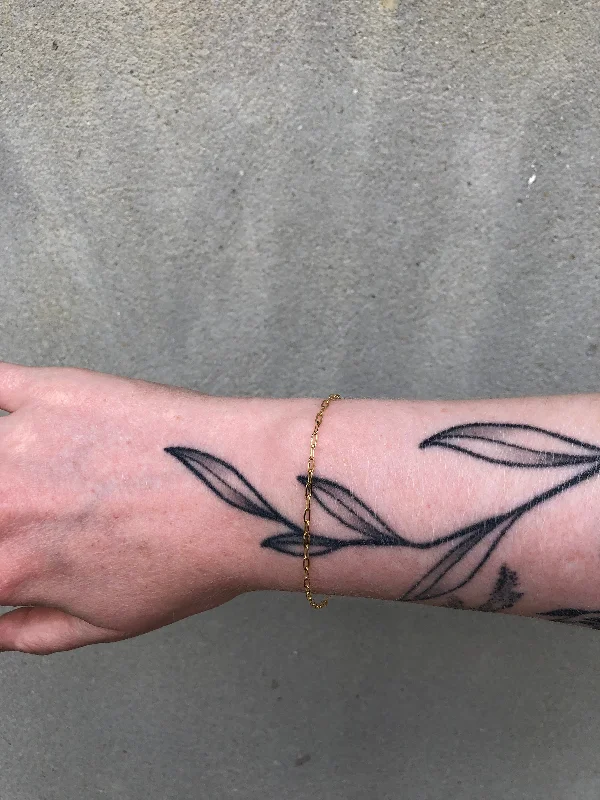 Bangles with labradorite stones for mystic flash -Small Gold Chain Bracelet