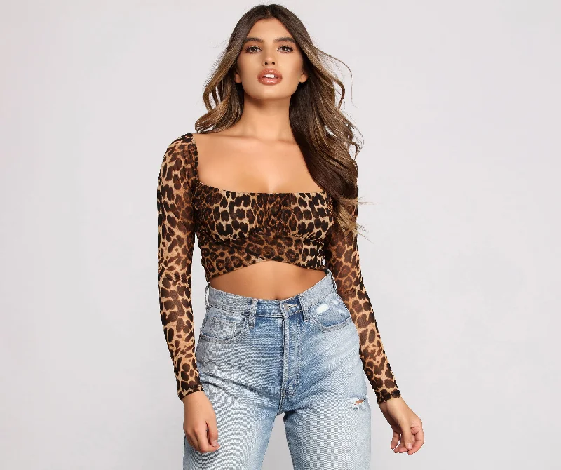 Sleeveless crop top for women with light material and comfortable design-Leopard Print Tie Back Crop Top