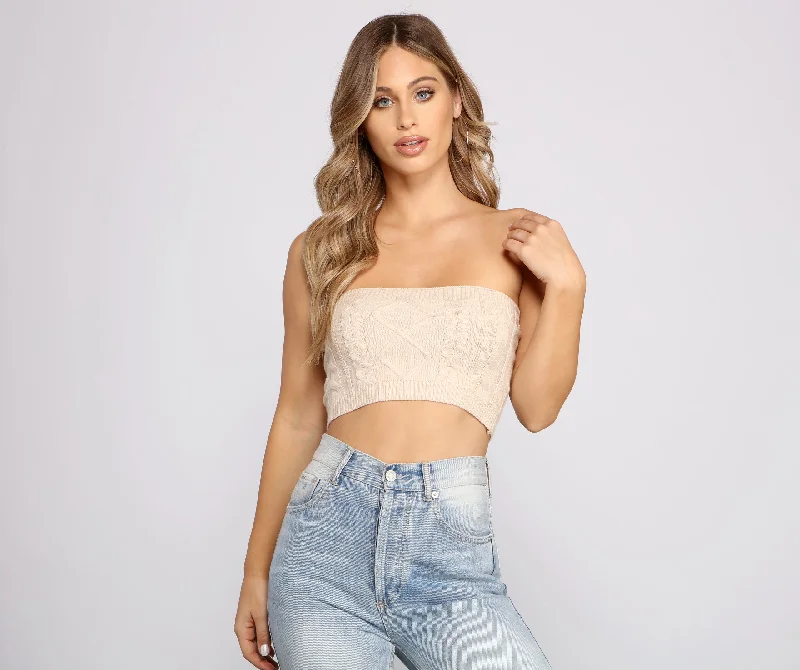 Casual crop top for women with round neckline and relaxed fit-She's A Trendsetter Cable Knit Crop Top