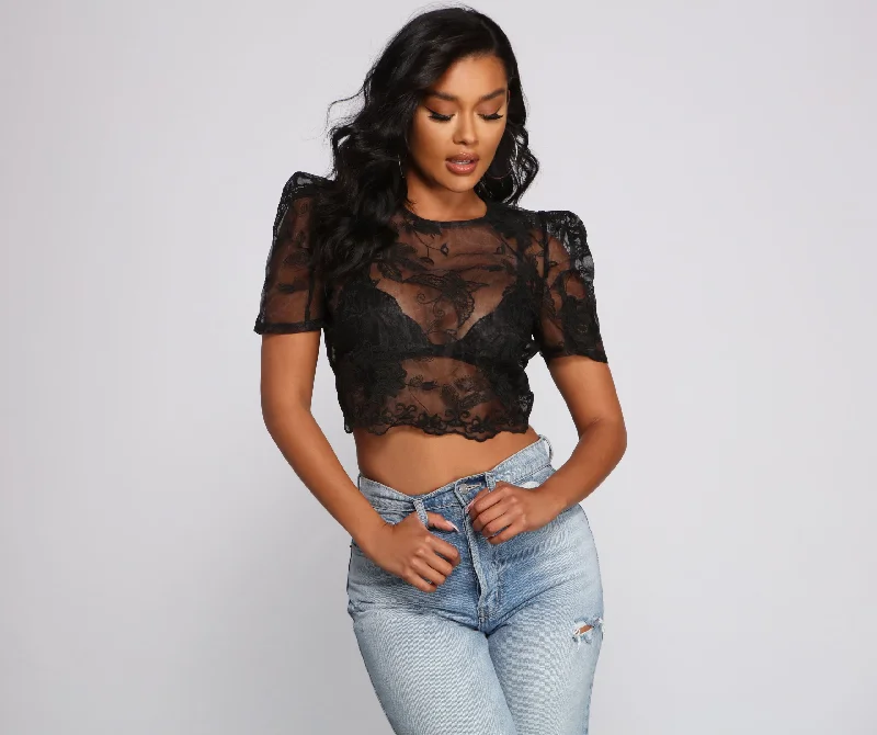 Fitted crop top for women with stretchy fabric and body-conscious fit-Vintage Embroidered Lace Puff Sleeve Crop Top