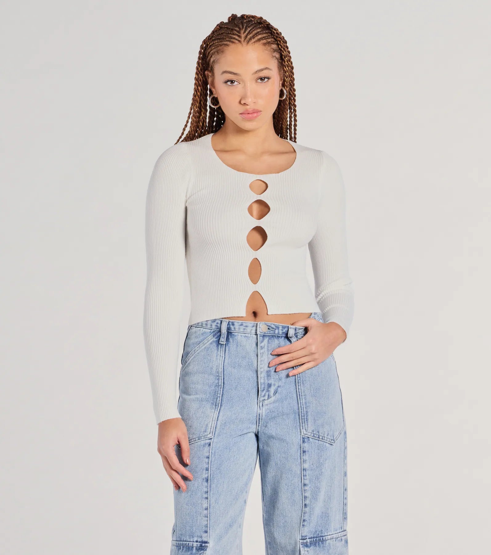 Cropped blouse with puff sleeves for women with voluminous style and casual elegance-Made The Cutout Long Sleeve Sweater Crop Top