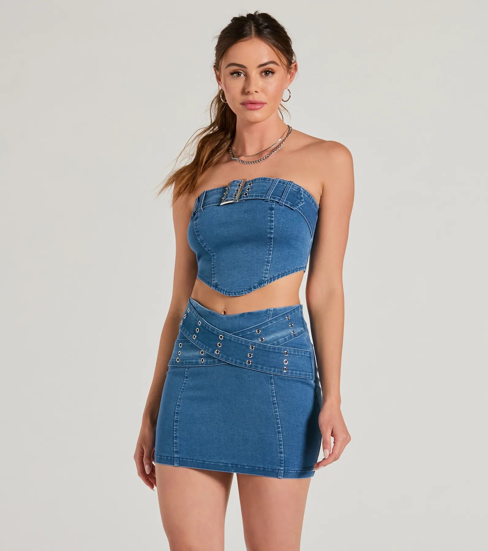 Cropped sweatshirt for women with relaxed fit and cozy fleece material-Daily Vibe Strapless Belted Denim Crop Top