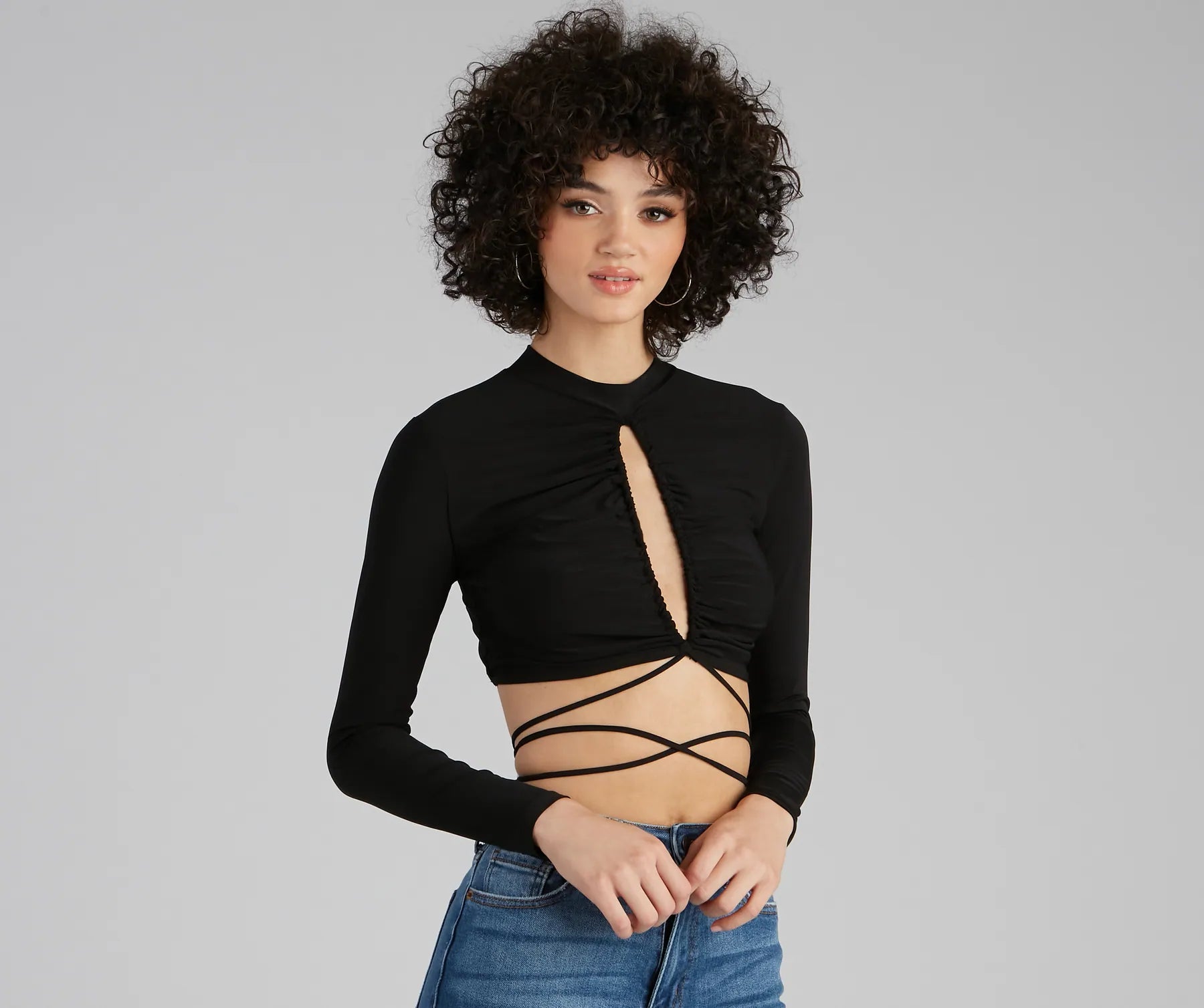 Oversized crop top for women with relaxed fit and laid-back vibe-Chic Life Open Back Crop Top