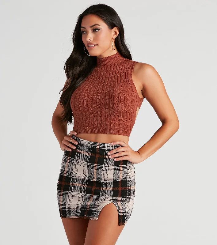 Soft knit crop top for women with comfortable fabric and casual wear-Fall For You Cable Knit Crop Top